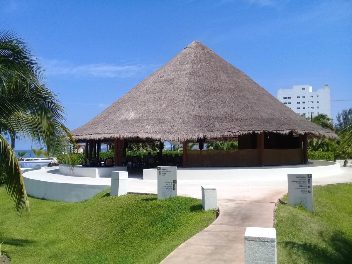Swim The Caribbean & Work With A View Apartman Cancún Kültér fotó